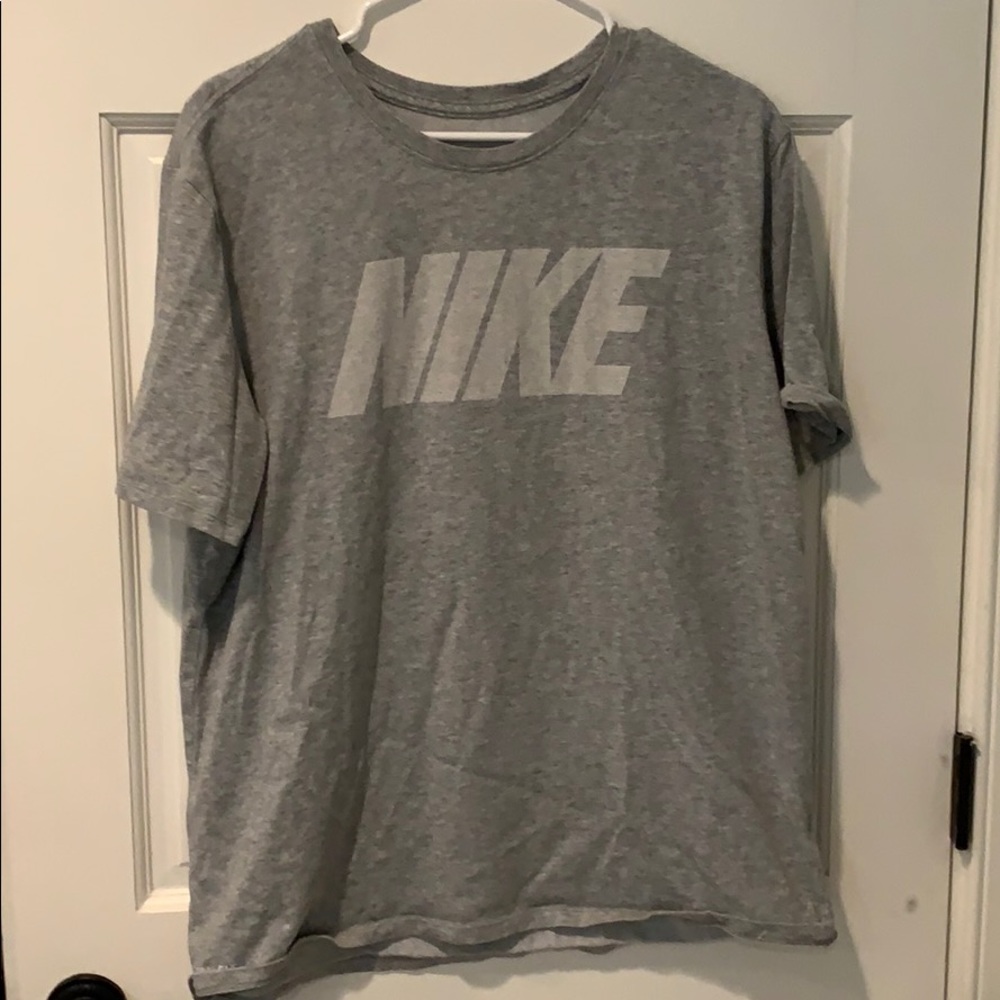 Nike gray T-shirt